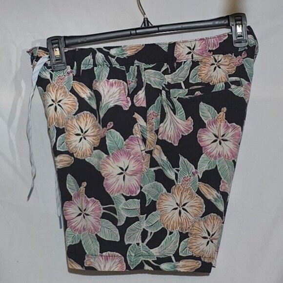 Chubbies - Men's Pocketed Flex Shorts - Bondi Bay - Black Floral - Sz M*